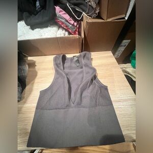 Urban Outfitters - Out from Under - Sleeveless & Seamless V-Neck Top